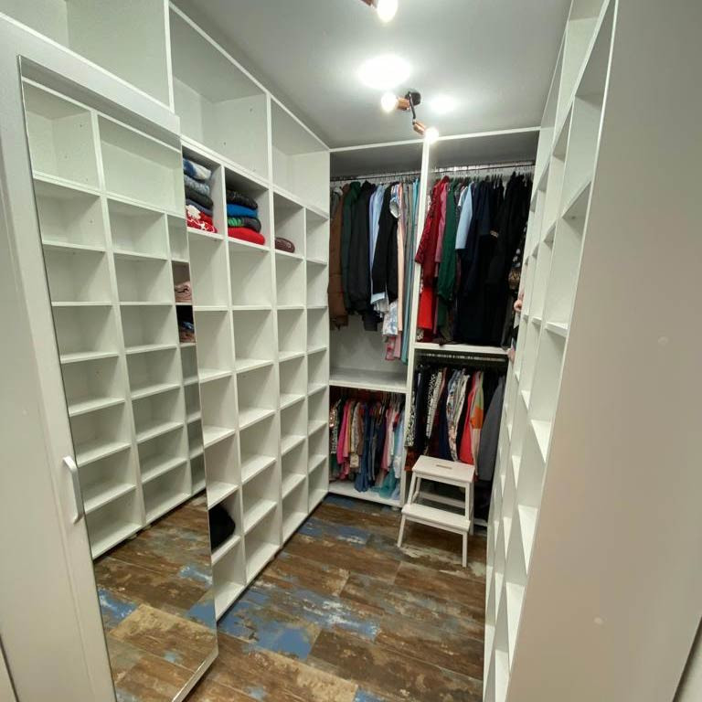 Mobilier pentru dressing